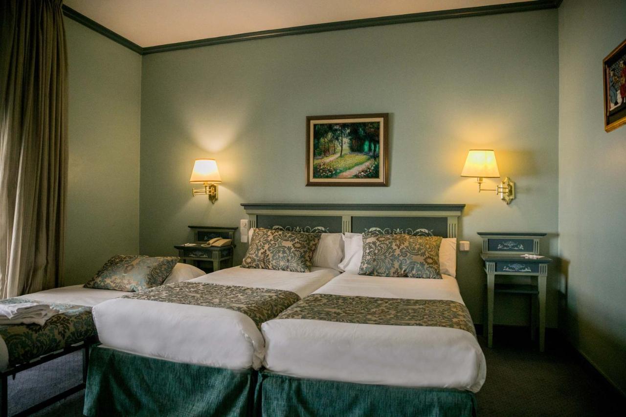 Hotel Palacio De Velada 4*