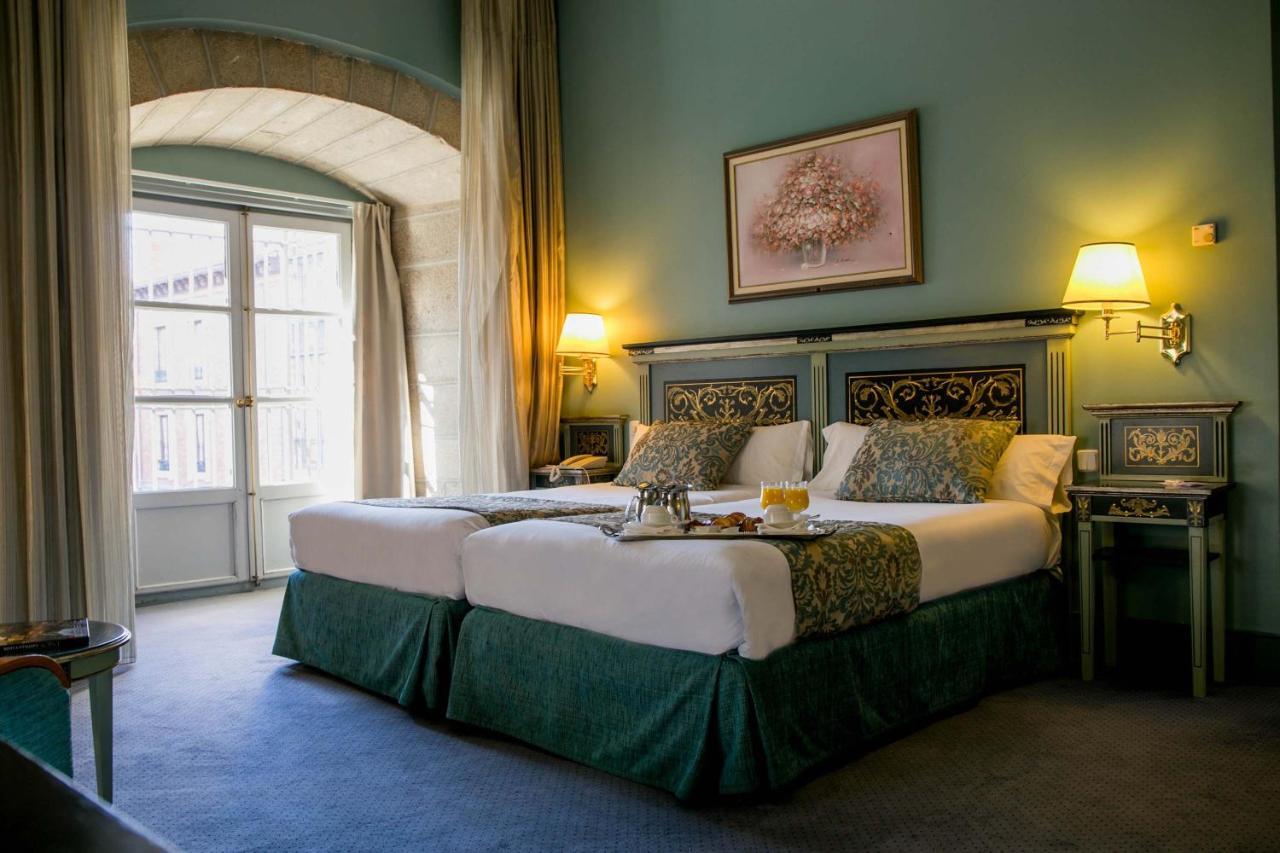 Palacio De Velada 4*