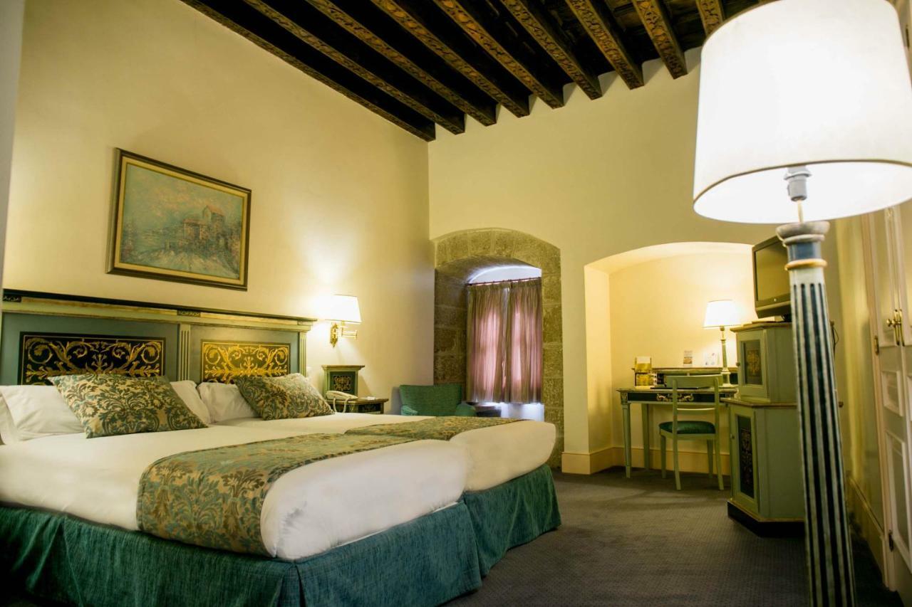 Hotel Palacio De Velada 4*